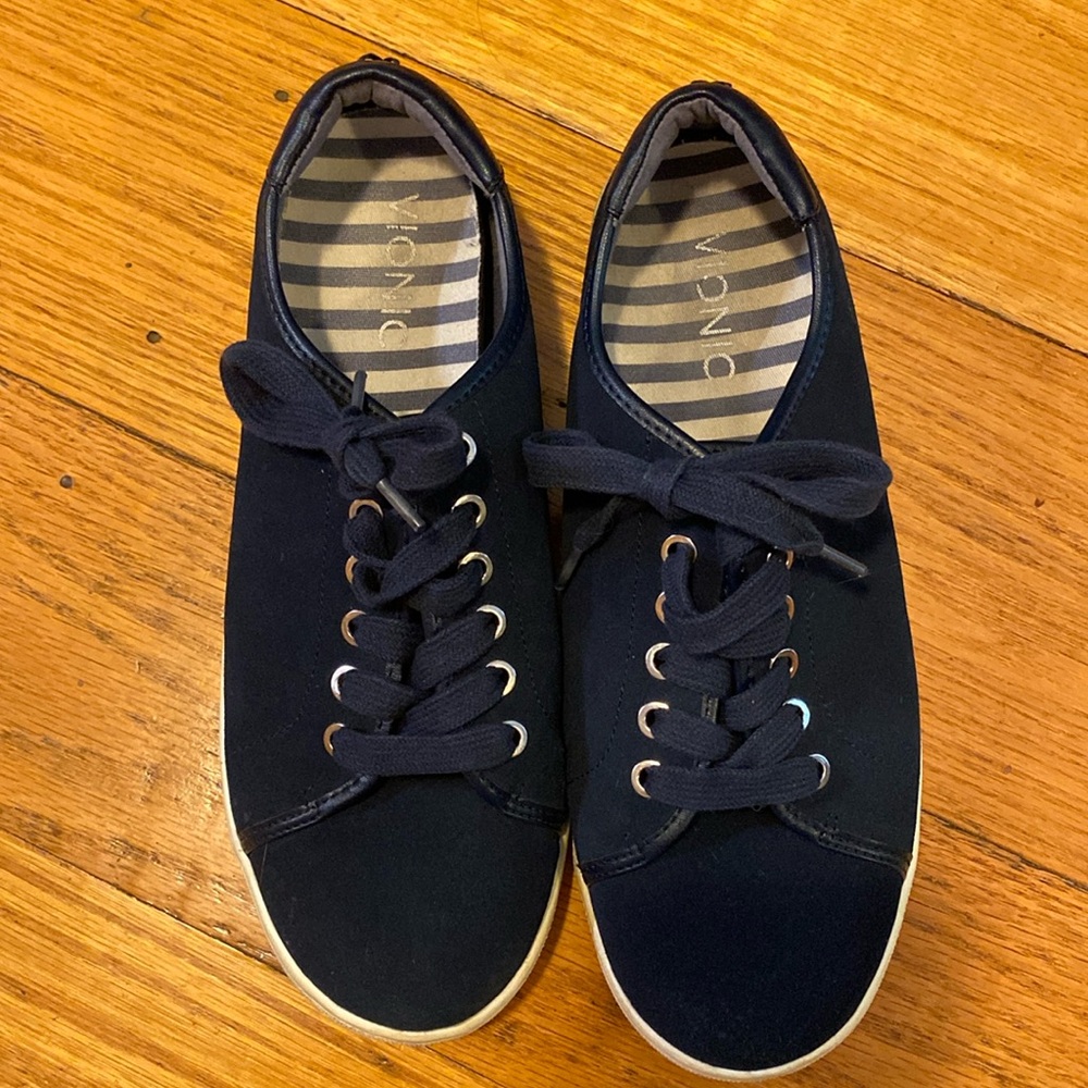Womens Vionic Brinley Blue Suede Casual Sneaker Navy 7.5 wide